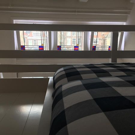 B&B Aan De Gracht Leeuwarden Esterno foto